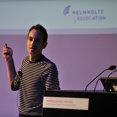 Max Mustermann